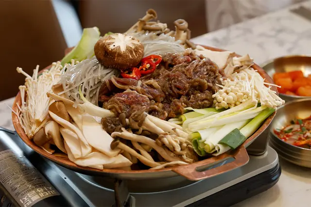 プレミアム韓国料理店｜Wusm