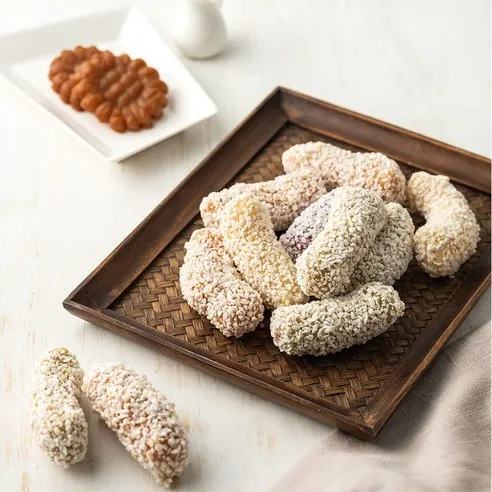 【ボムオダガ】韓国伝統菓子 詰め合わせギフトセット – ソダム韓菓（ライスパフ風味＋もち米薬菓4個＋全粒小麦薬菓4個）（1箱、400g）