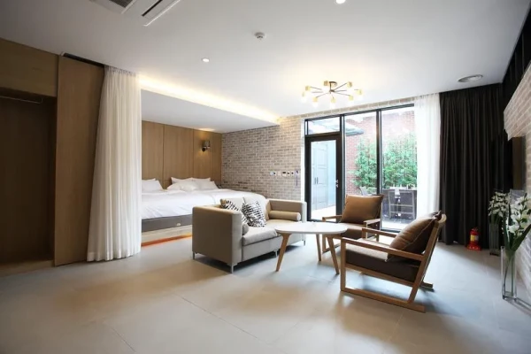 Eunpyeong Bricks Hotel