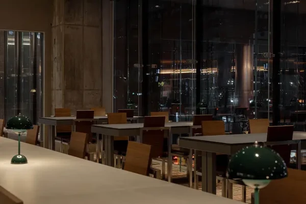 シムパティクス（SZIMPATIKUS）ソウル駅店｜ファインダイニング＆ワインバー