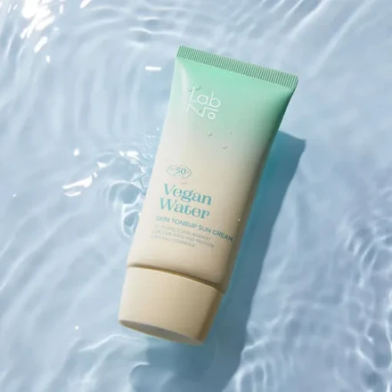Labno ヴィーガン ウォーター モイスチャー サンクリーム SPF50+ PA++++