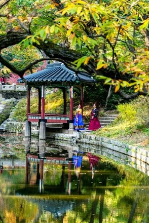 Changdeokgung Palace & Huwon
