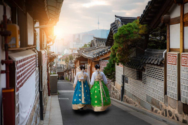 Foreigner Tour Seoul 1-Day Trip (Traditional Knot Experience + Insadong & Bukchon + Luxury Spa)