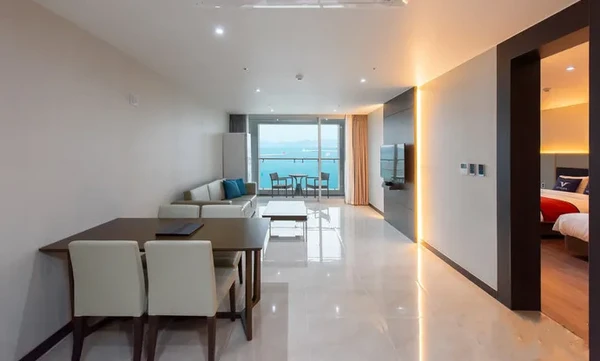 麗水（ヨス）ベネチアホテル＆スイーツ - 4つ星または同等クラス