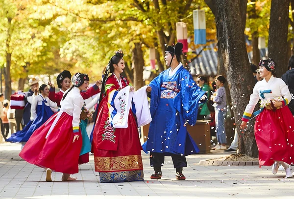 Gyeonggi 1-Day Tour for Foreigners – Suwon Hwaseong & Korean Folk Village