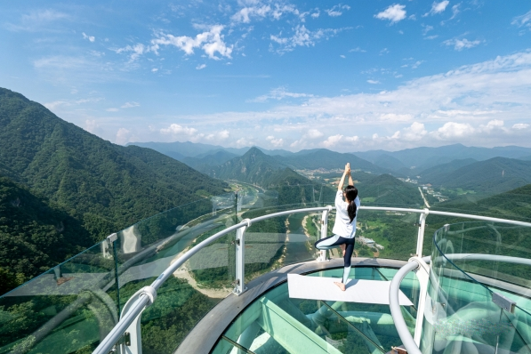 Pyeongchang & Jeongseon 2-Day Tour (Meadow Routes · Sky Road · Sensory Travel) – Seoul Departure