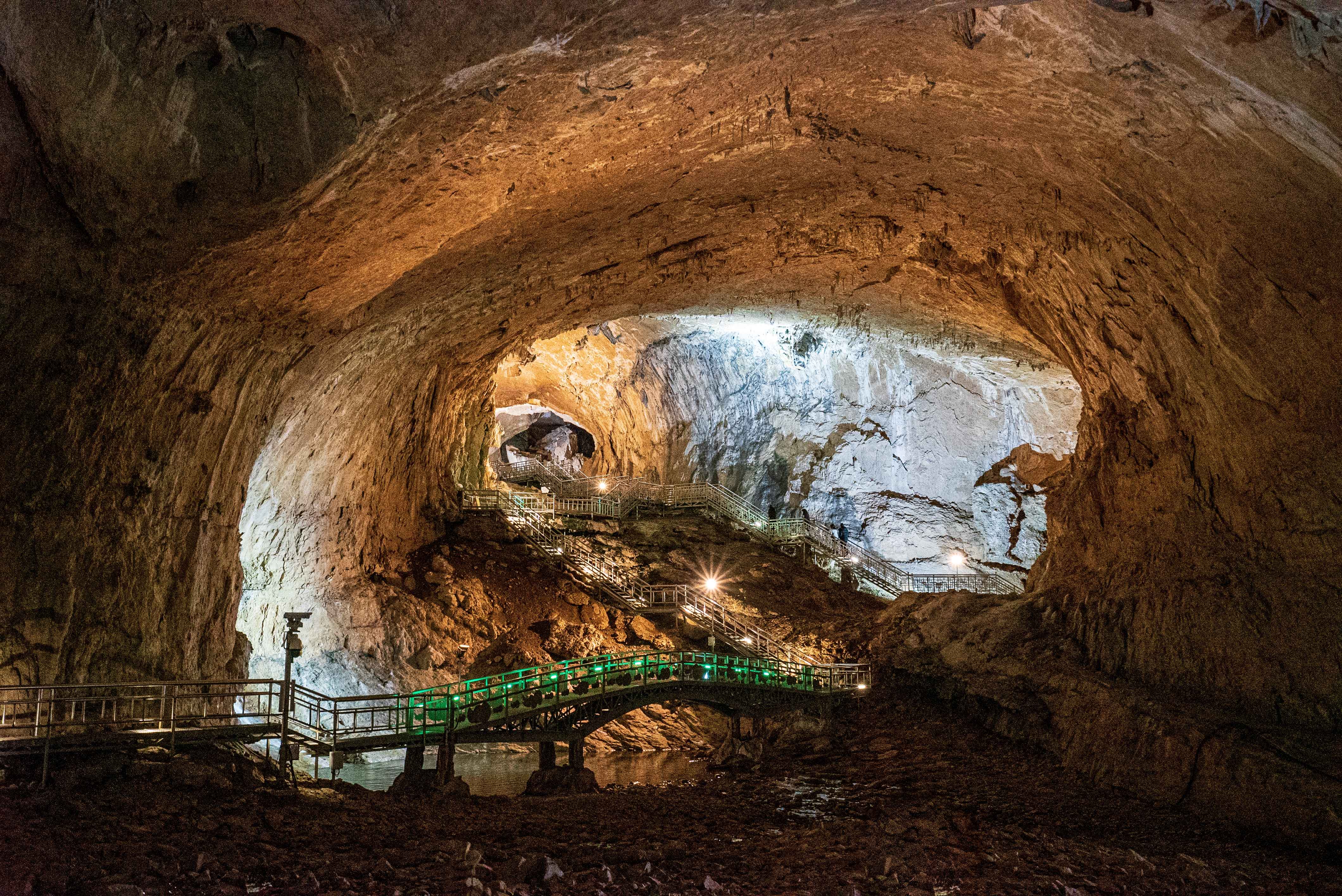 Korea East Coast 3-Day Tour (Yangyang · Samcheok · Busan) – Seoul Departure