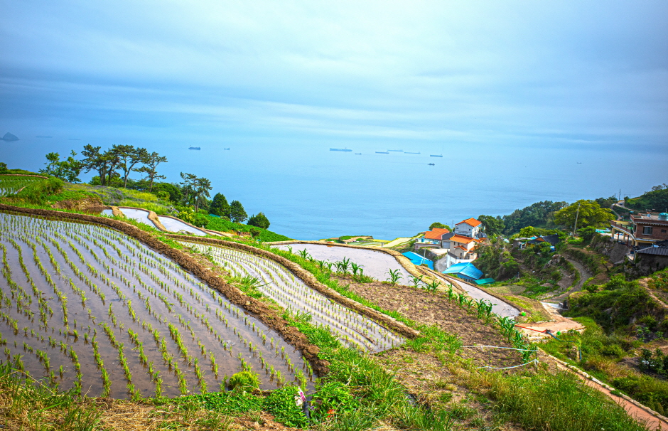 Gyeongsangnam-do 2-Day Tour (Hallyeo Waterway) – Seoul Departure